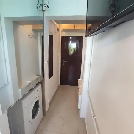 דירה Garsoniera Adiacent Rond Alba Iulia, Bld Unirii *